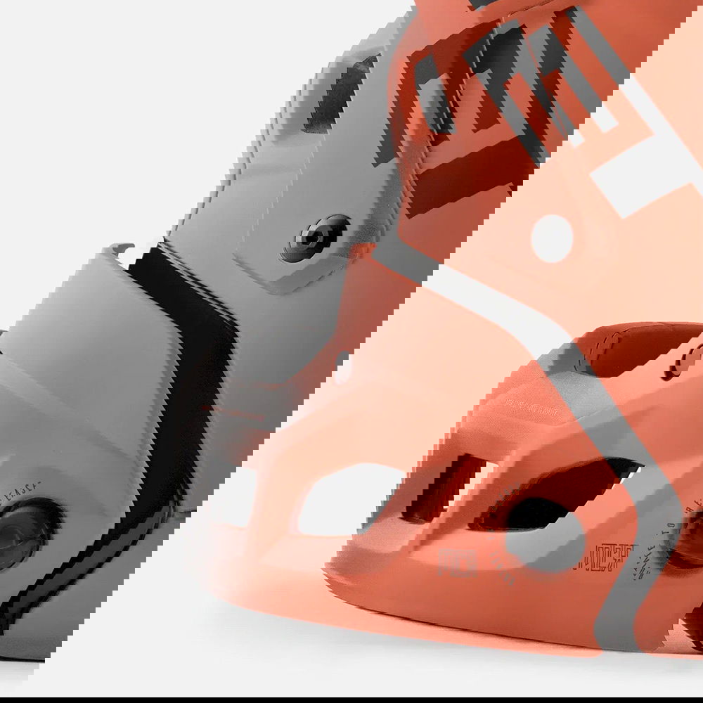 MCR - MAGNETIC CHINBAR RELEASE